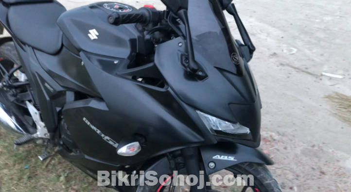 Suzuki Gixxer SF-Fi ABS